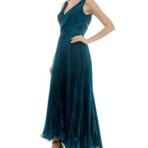 Taylor Womens Evening Gown Size 8 Blue Pleated V-Neck Dress With Ruched Bodice &